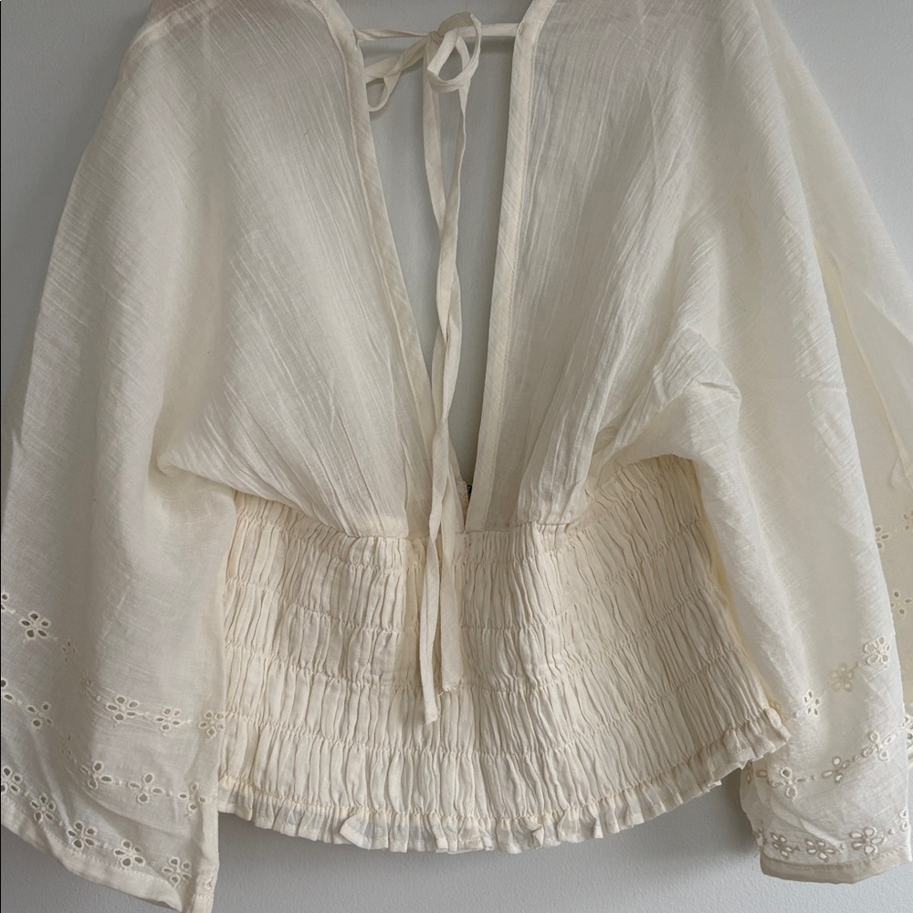 Ester Blouse - Picture 5 of 8